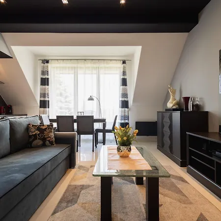 Apartman Mountain Szymoszkowa